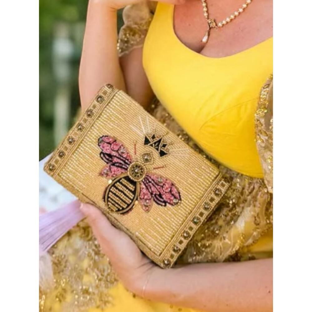 NWT Mary Frances Bag #S001-154 “Buzzed” Beaded Bag - Picture 6 of 6